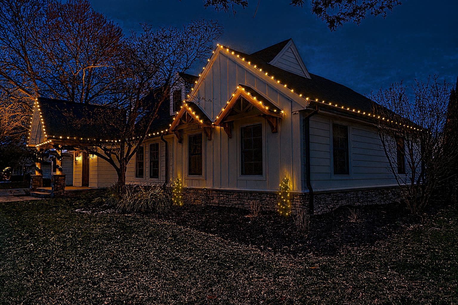 Christmas Light Installation in Tinton Falls, NJ